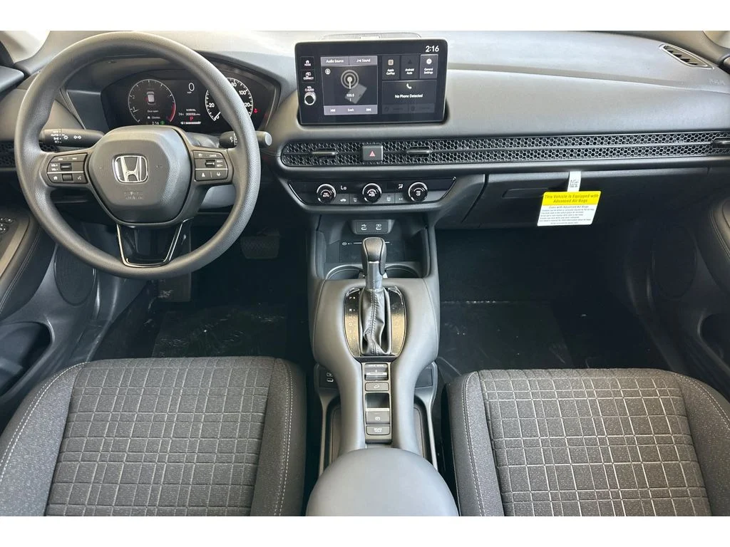 New 2027 Platinum White Pearl Honda LX image 15
