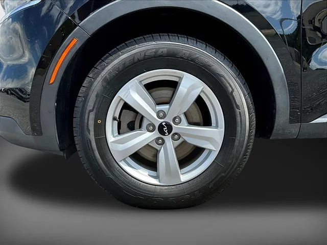 Certified Used 2022 Black Kia LX image 41
