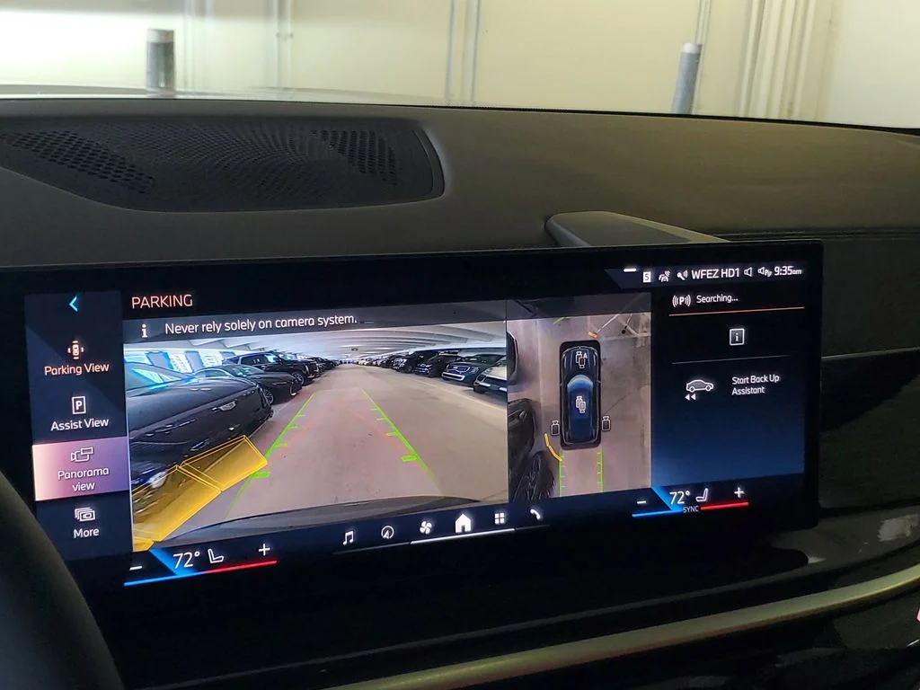 Used 2026 Black BMW sDrive40i image 22
