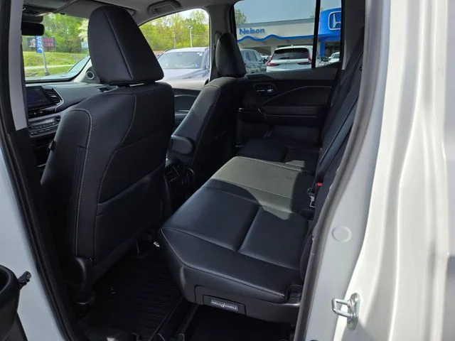 Used 2023 White Honda RTL-E image 13