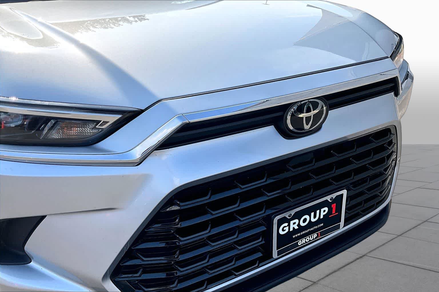 Used 2025 Celestial Silver Metallic Toyota XLE image 29
