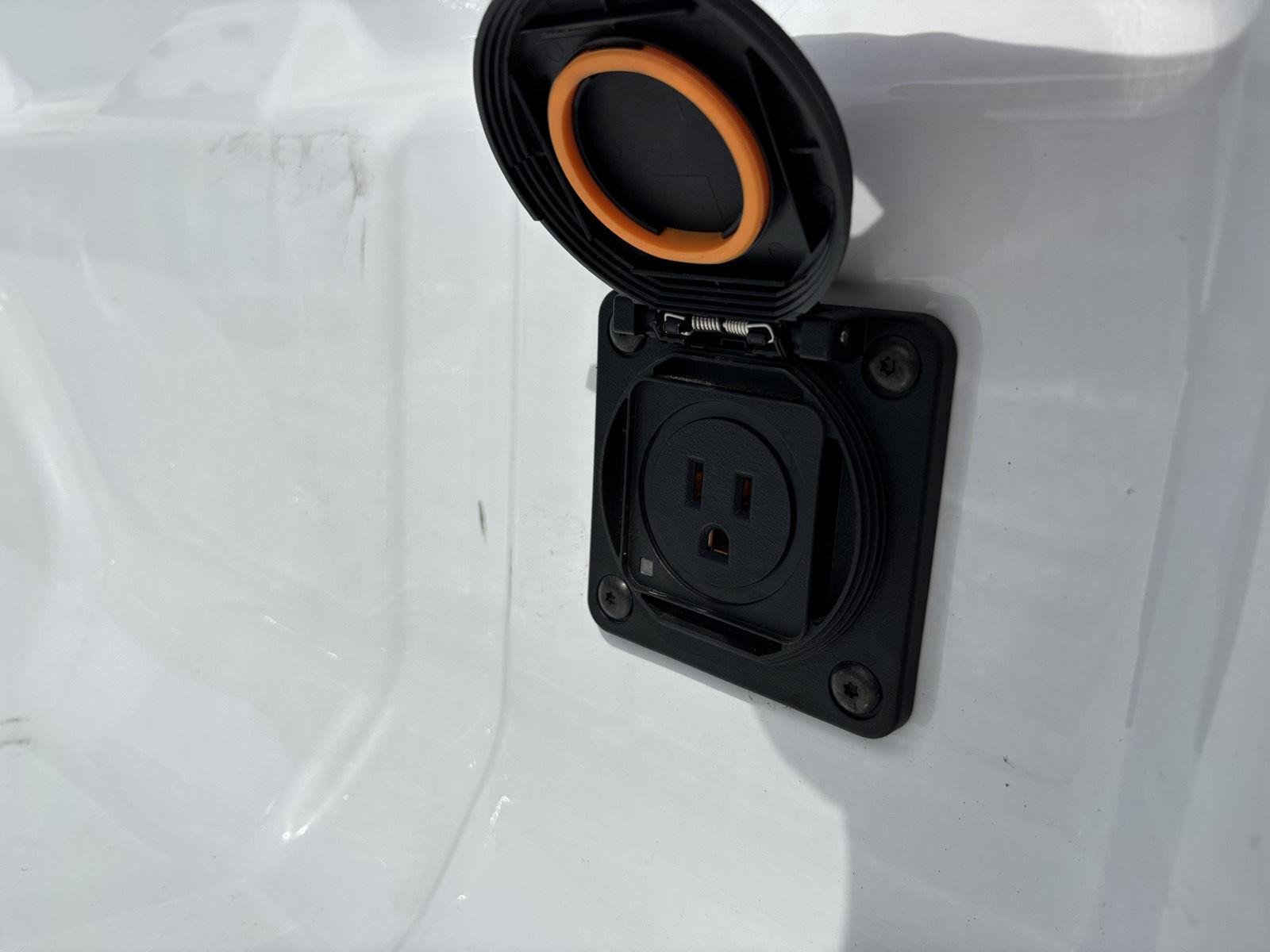 Used 2026 Summit White Chevrolet Z71 image 63