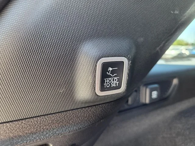 Certified Used 2025 Gray Jeep Summit image 10