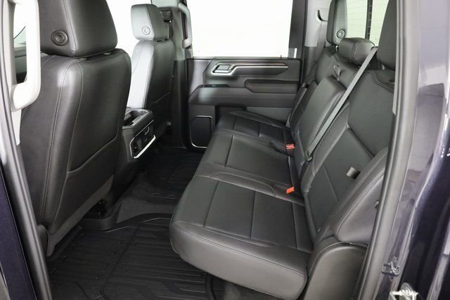 2025 GMC Sierra 2500HD SLT - Photo 38