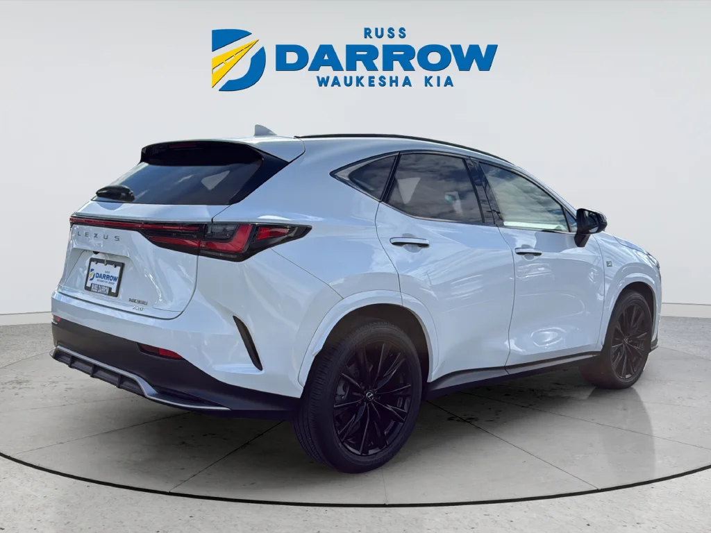 Used 2024 White Lexus 350 F SPORT Handling image 5