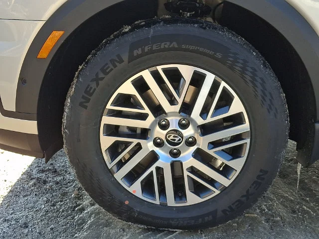 New 2026 Silver Hyundai SEL Premium image 22
