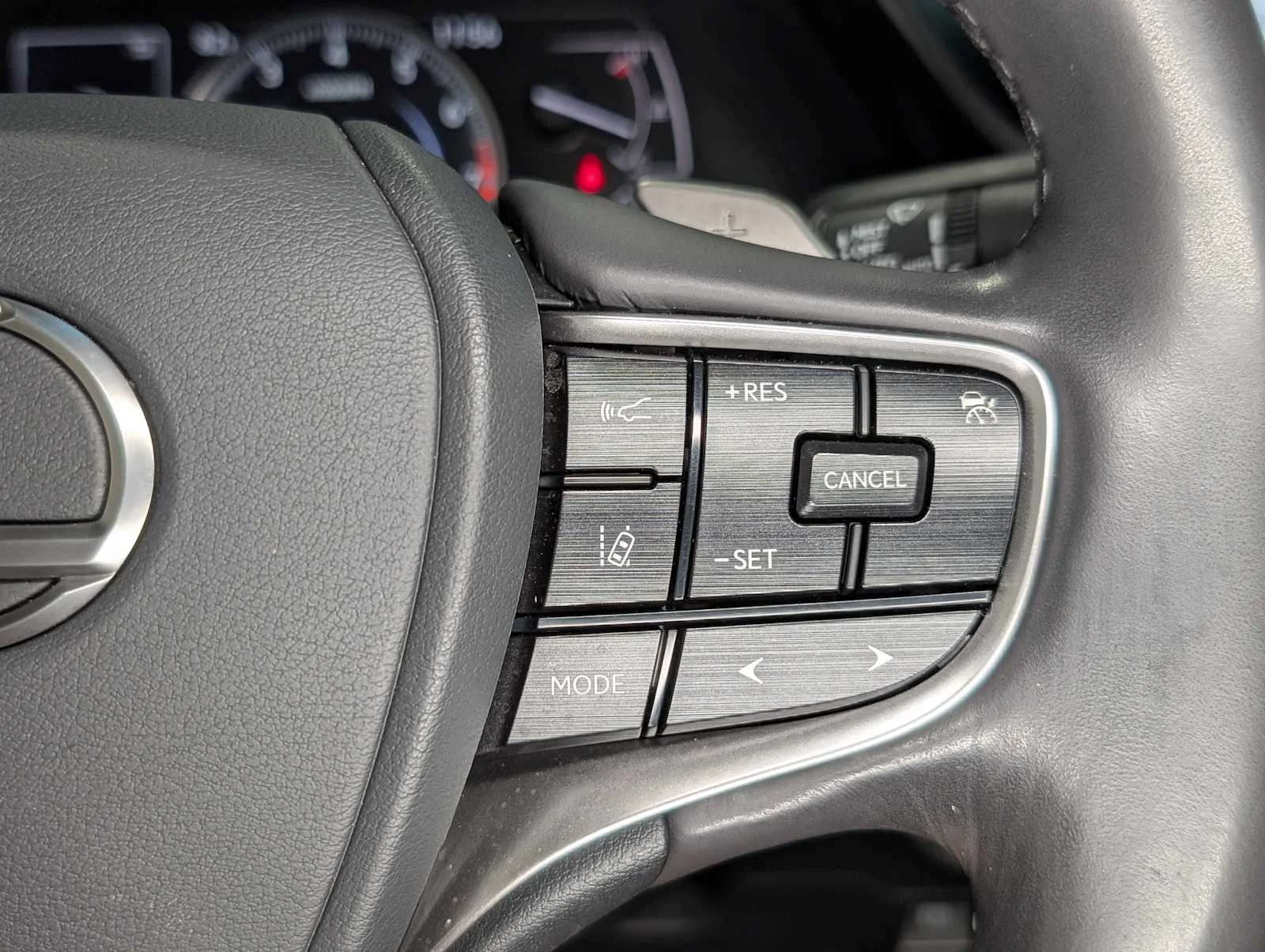 Used 2023 Iridium Lexus  image 34