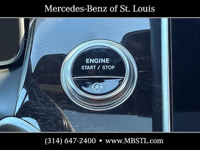 New 2026 Polar White Mercedes-Benz GLC 300 image 13