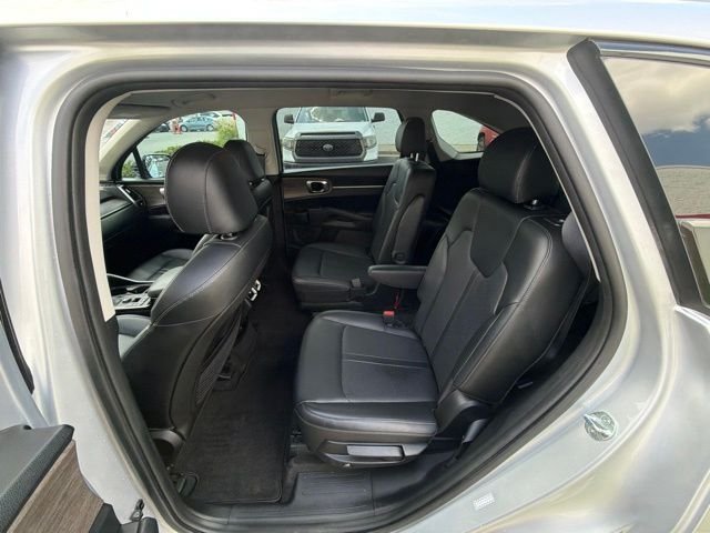 Used 2021 Silver Kia EX image 19