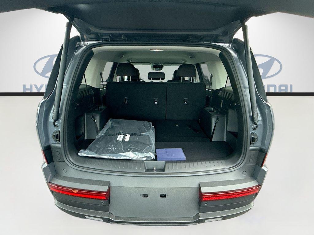 New 2026 Ecotronic Gray Hyundai SE image 18
