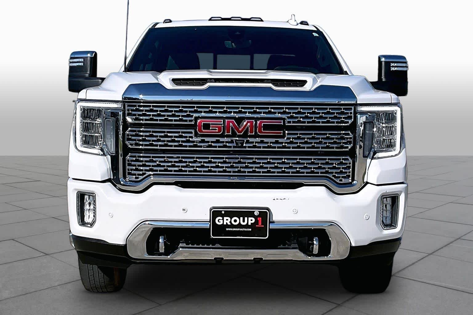 Used 2021 Summit White GMC Denali image 4