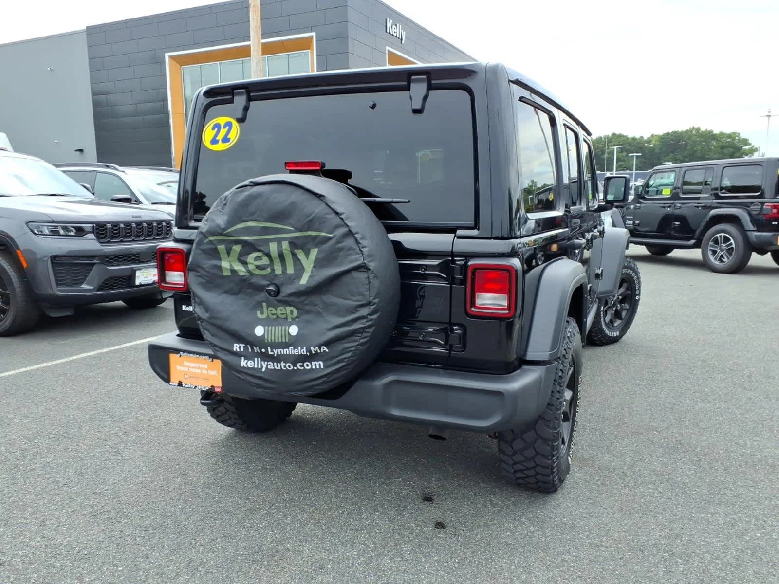 Certified Used 2022 Black Clearcoat Jeep Unlimited Willys image 8