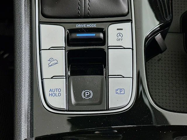 New 2026 Hyundai TUCSON SEL