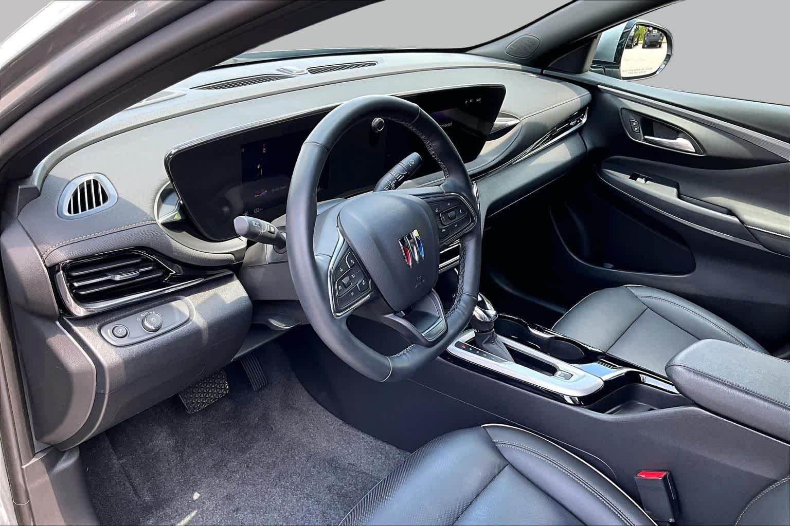 Used 2025 Moonstone Gray Metallic Buick Avenir image 17