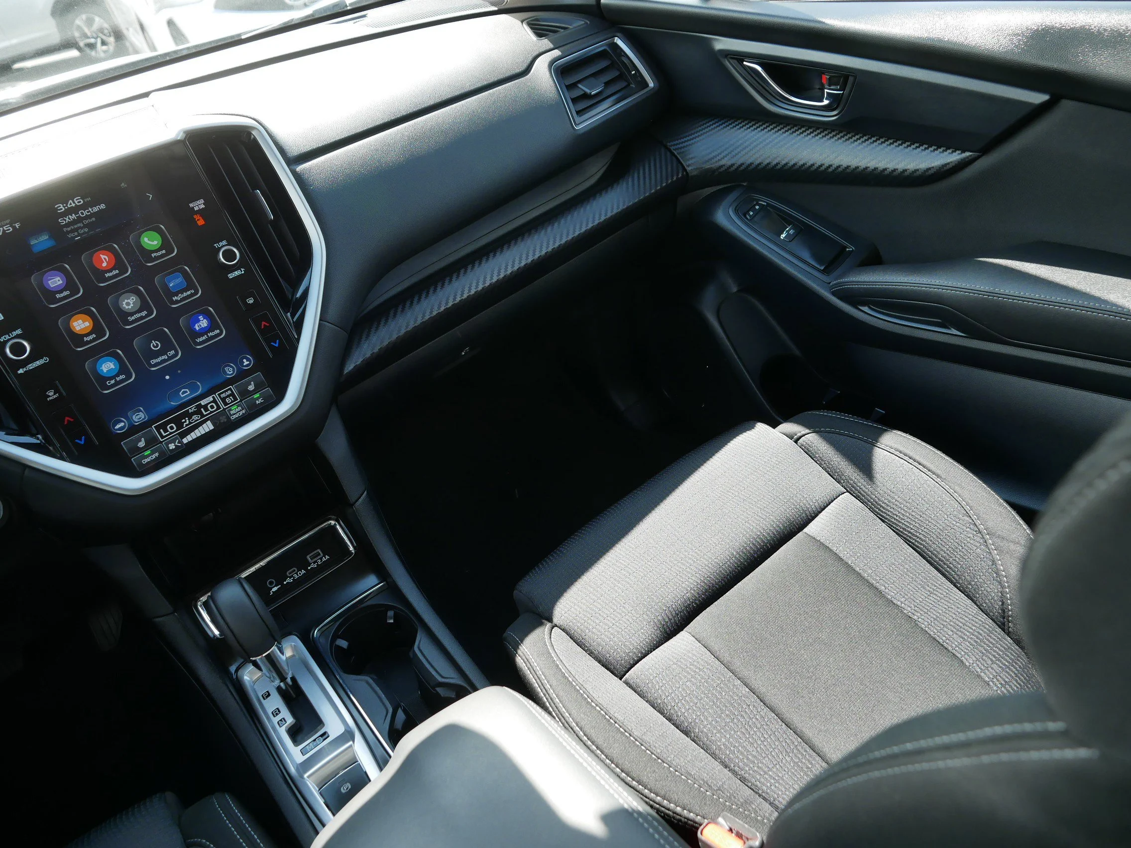 Used 2025 Cosmic Blue Pearl Subaru Premium image 11