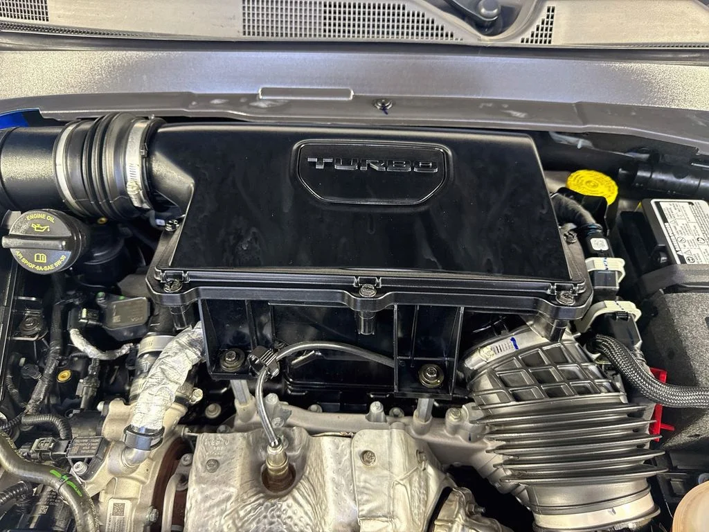 Used 2025 Blue Jeep Latitude image 37
