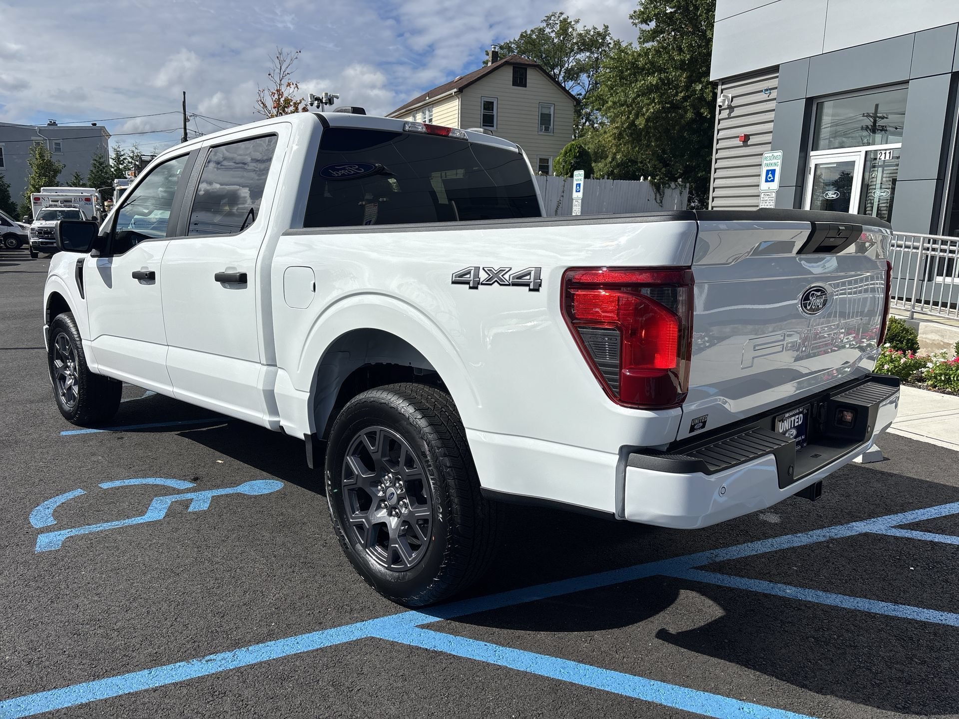 New 2026 Oxford White Ford STX® image 28