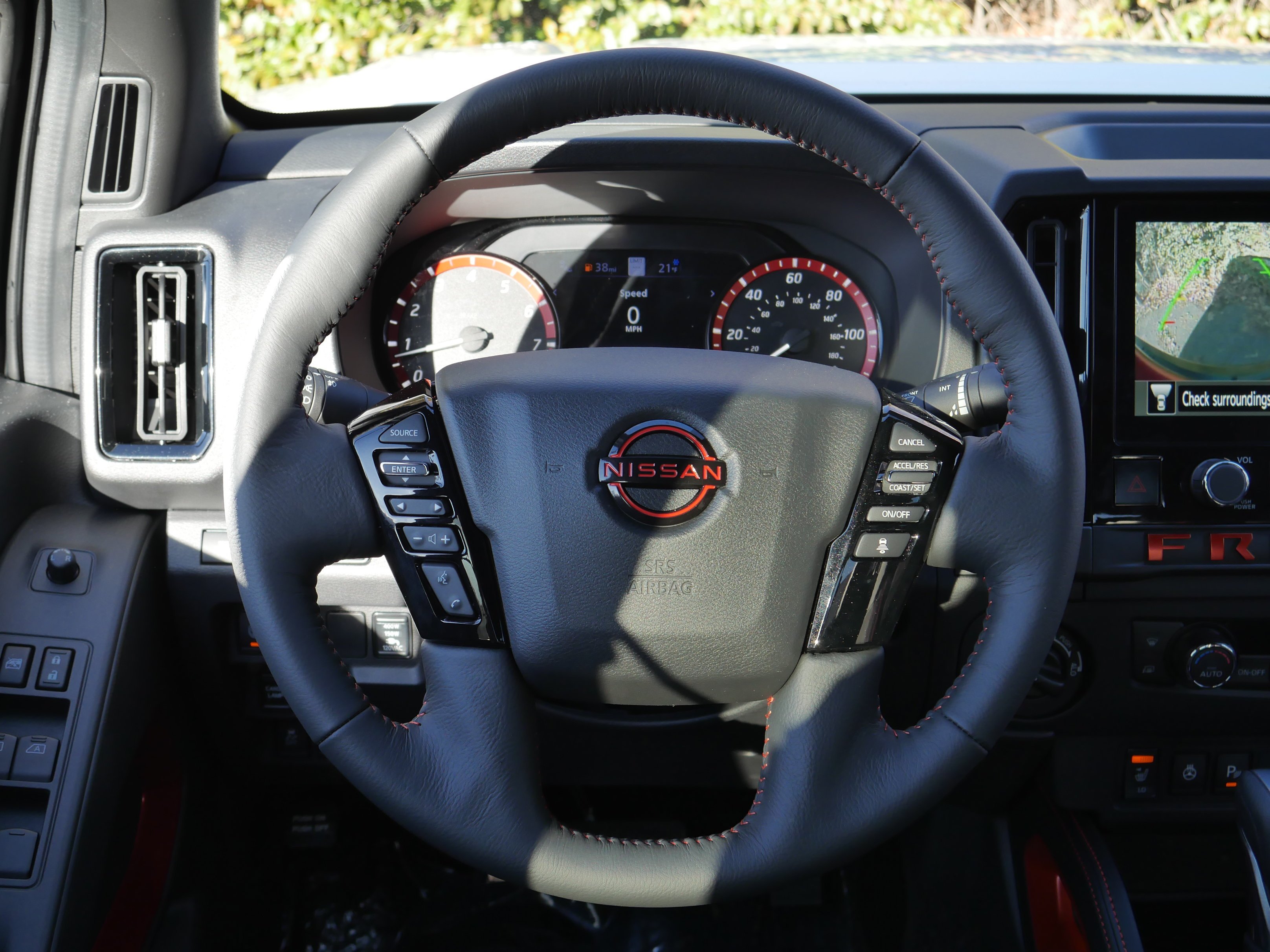 2026 Nissan Frontier PRO-4X - Photo 7