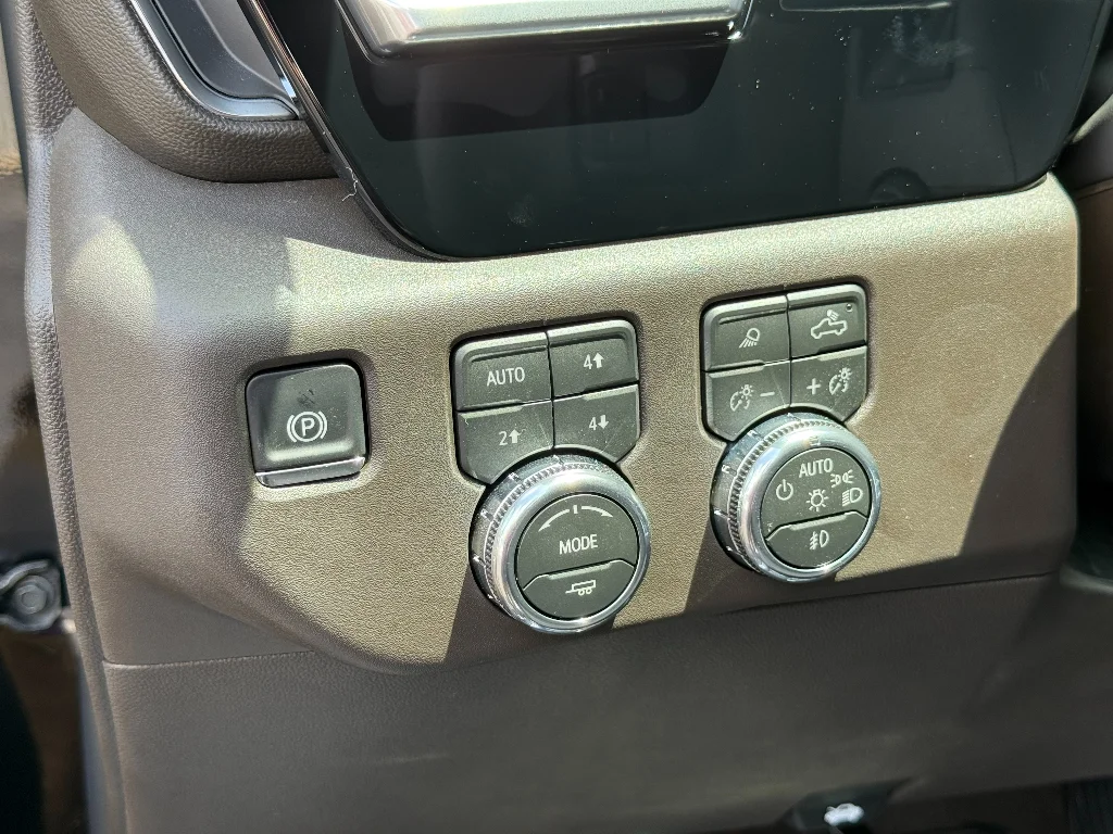 2026 GMC Sierra 1500 SLT - Photo 19