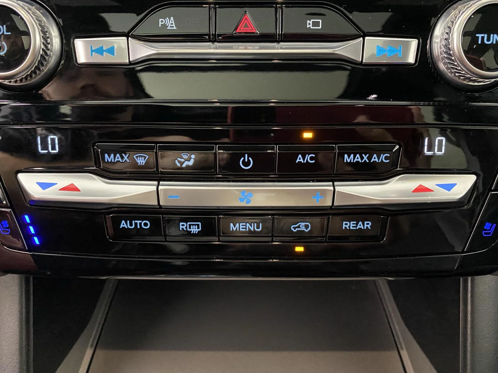 Used 2021 Iconic Silver Ford ST image 23