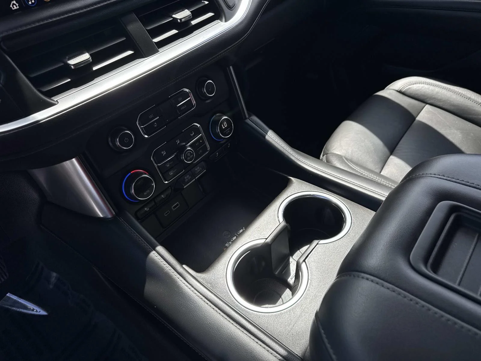 2021 Chevrolet Tahoe LT - Photo 25