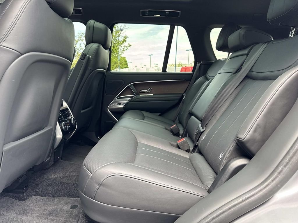 Certified Used 2024 Eiger Gray Metallic Land Rover SE image 14