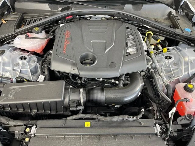2026 Alfa Romeo Giulia Base - Photo 47