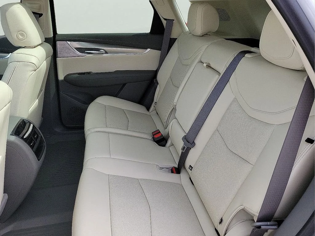 2026 Cadillac XT5 Premium Luxury - Photo 13