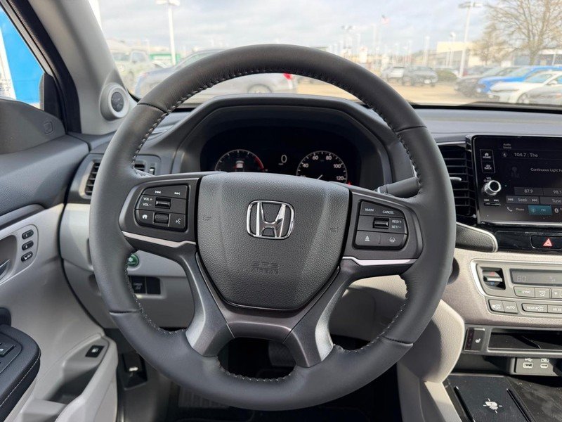 New 2026 Platinum White Pearl Honda RTL image 11