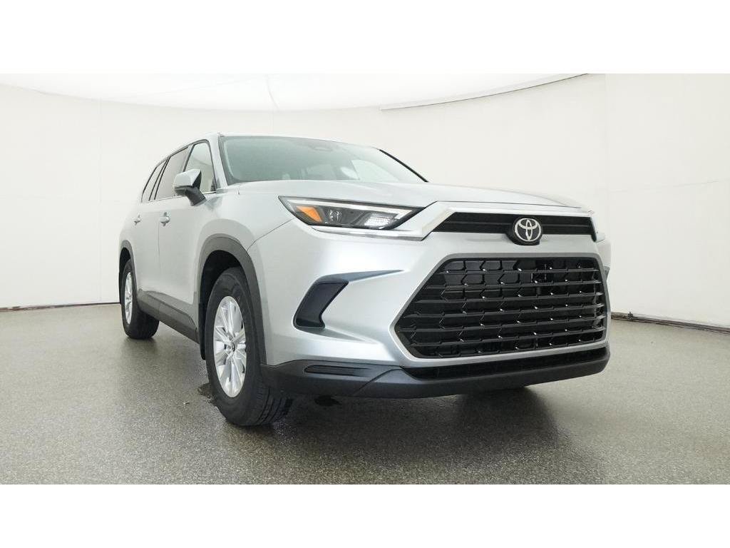 New 2026 Silver Toyota Hybrid XLE image 30