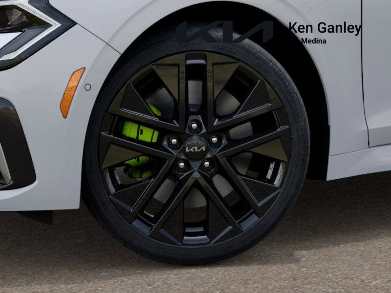 New 2026 Snow White Pearl Kia GT image 9