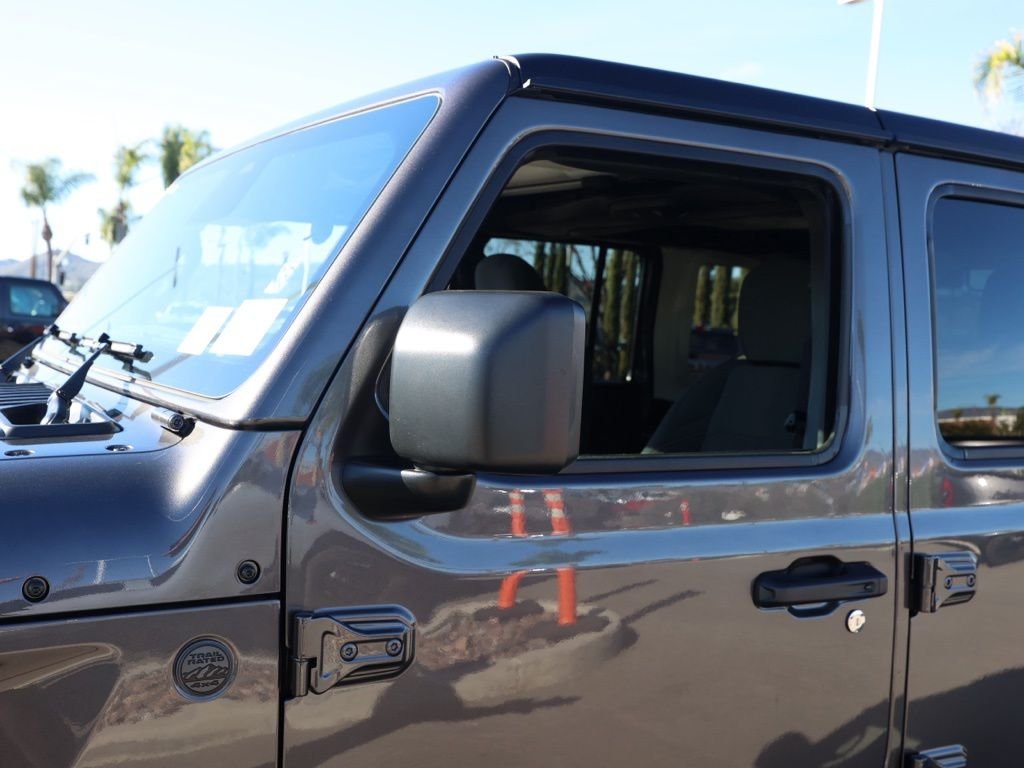 New 2026 Granite Crystal Metallic Clear-Coat Exterior Paint Jeep Willys image 11