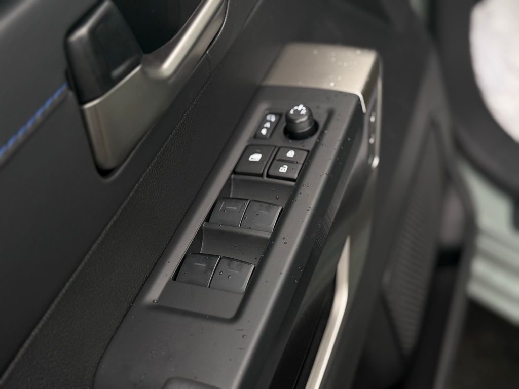 2026 Toyota Tundra Platinum - Photo 16