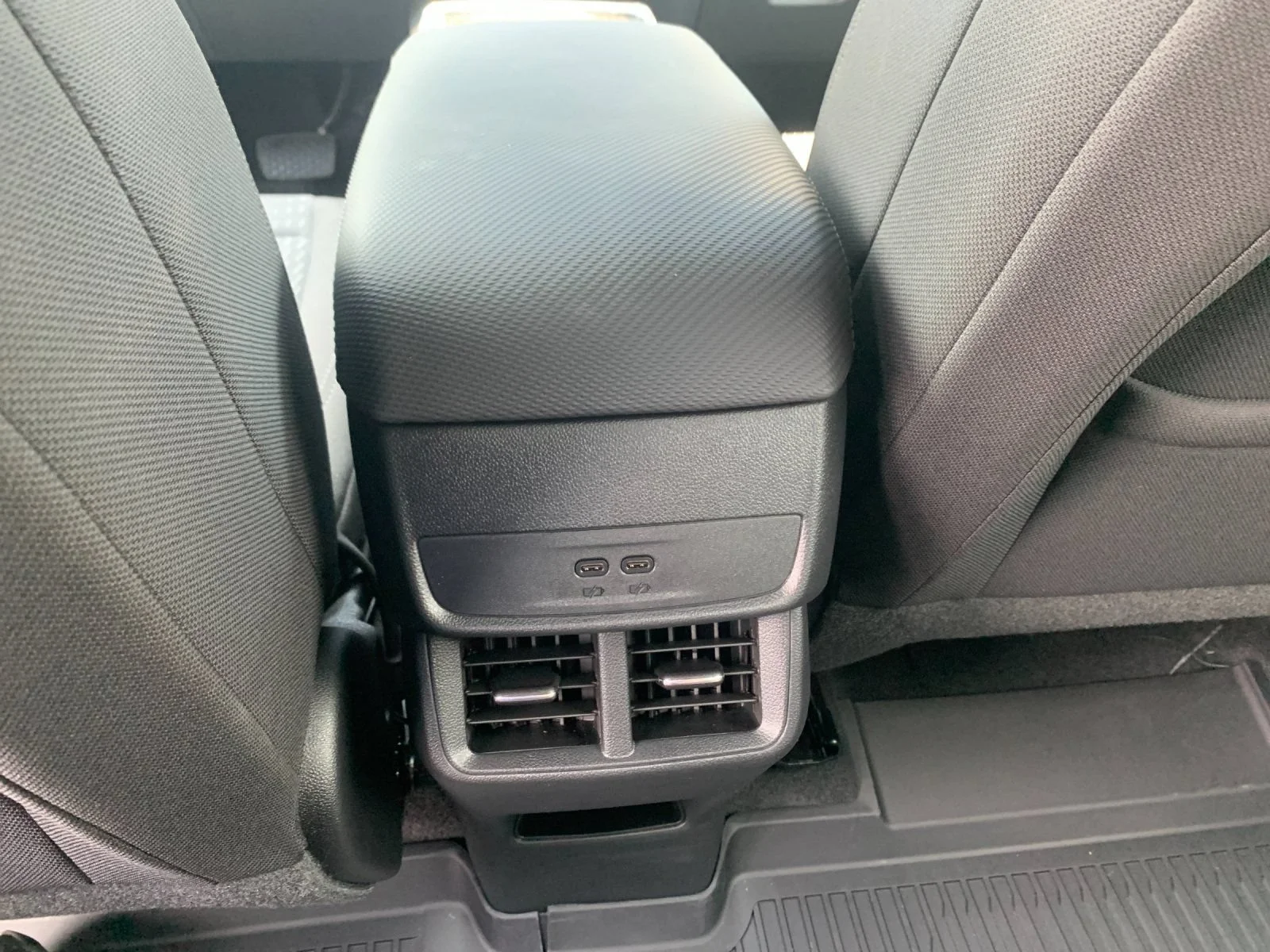 2026 Chevrolet Equinox LT - Photo 14