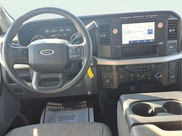 Used 2024  Ford XL image 19