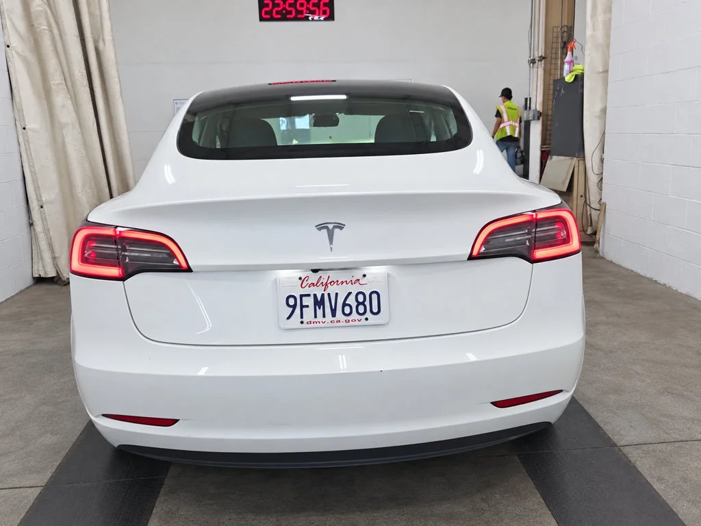 Used 2023 White Tesla Base image 3