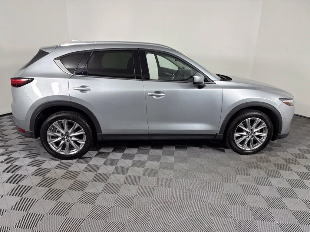 Used 2020 Sonic Silver Metallic Mazda Grand Touring image 10