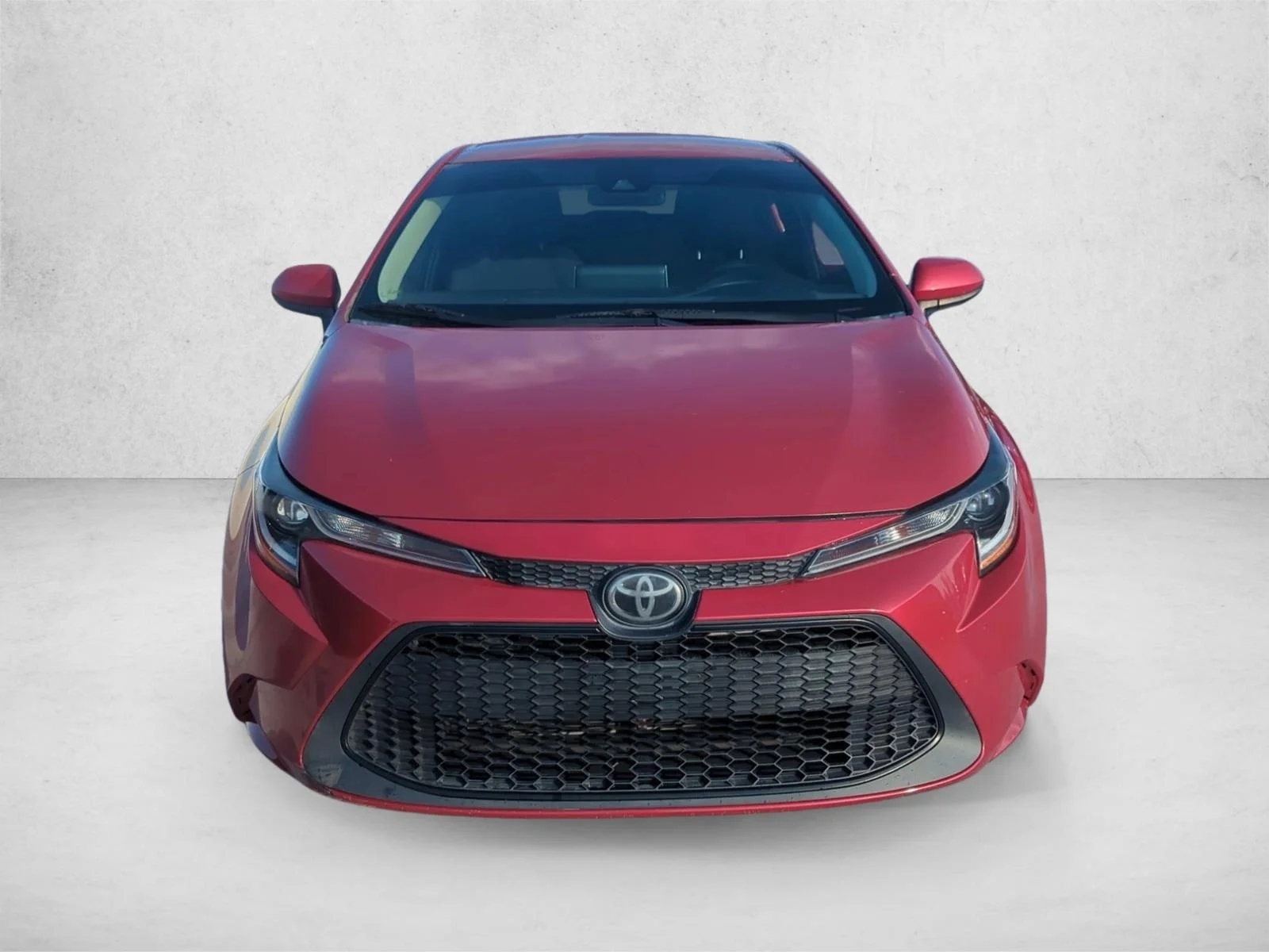 Used 2020 Barcelona Red Metallic Toyota LE image 2