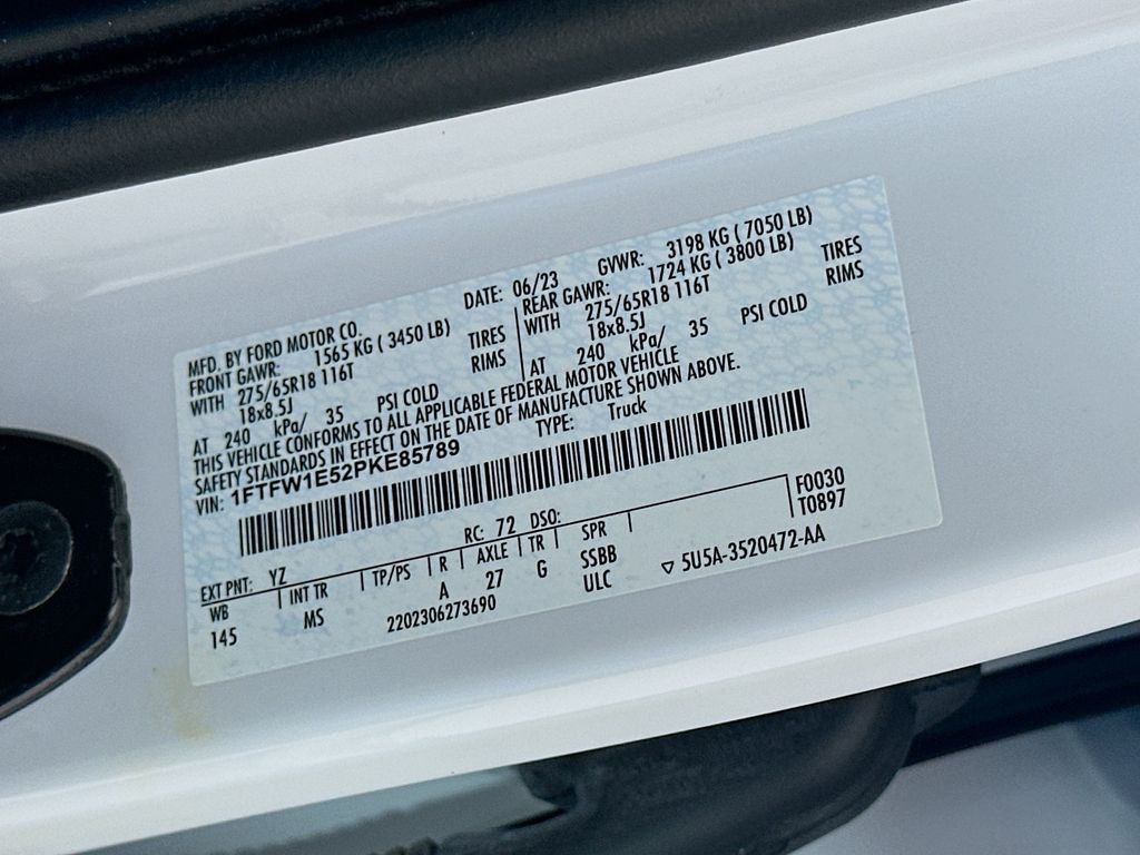 Used 2023 Oxford White Ford XLT image 30