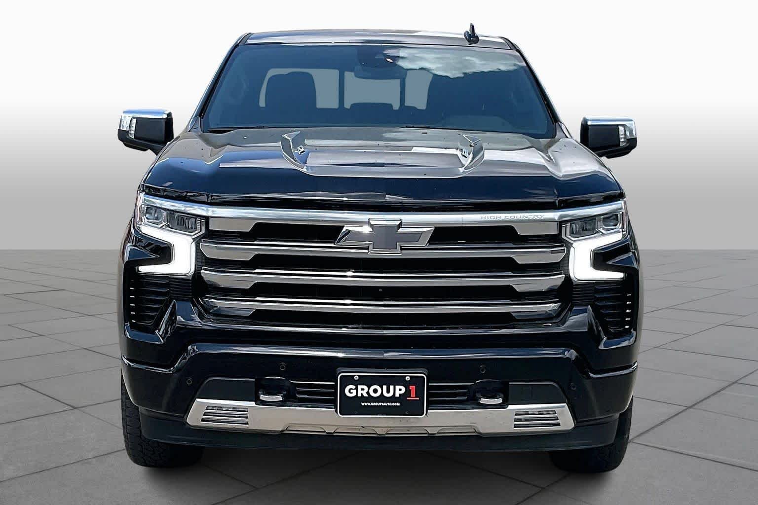 Used 2024 Black Chevrolet High Country image 4