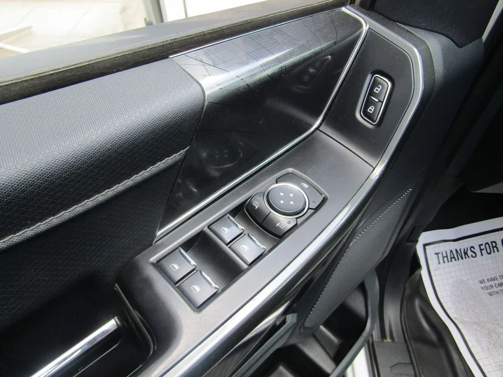 Used 2023 White Ford XLT image 22