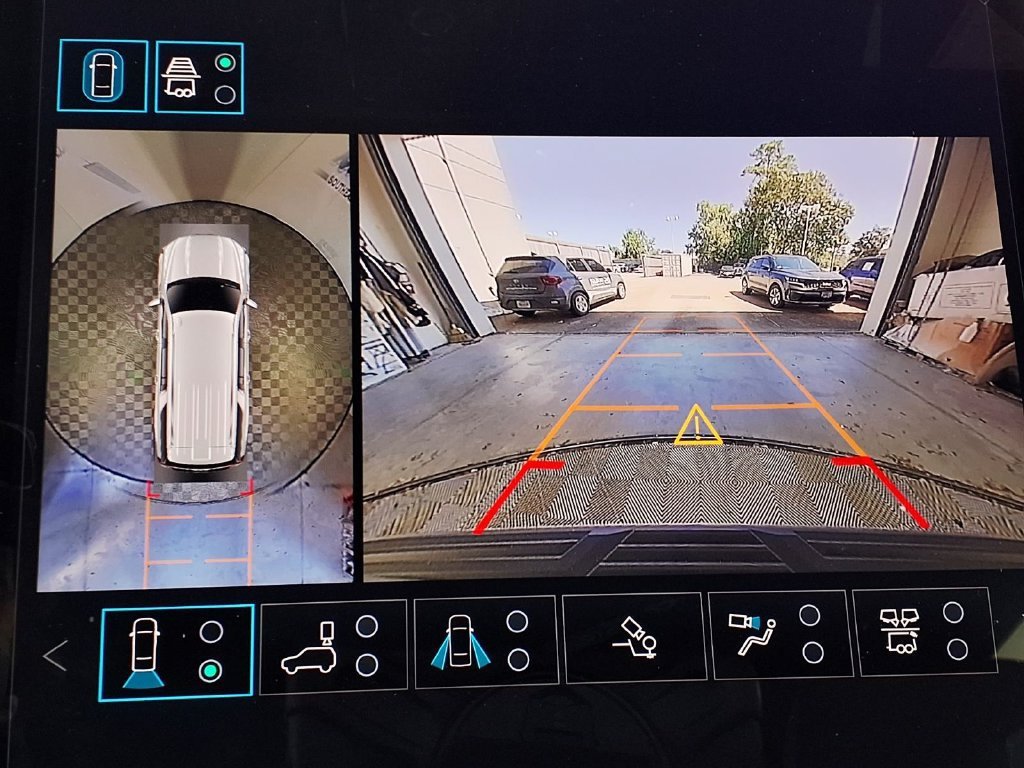 2027 GMC Yukon XL Denali - Photo 10