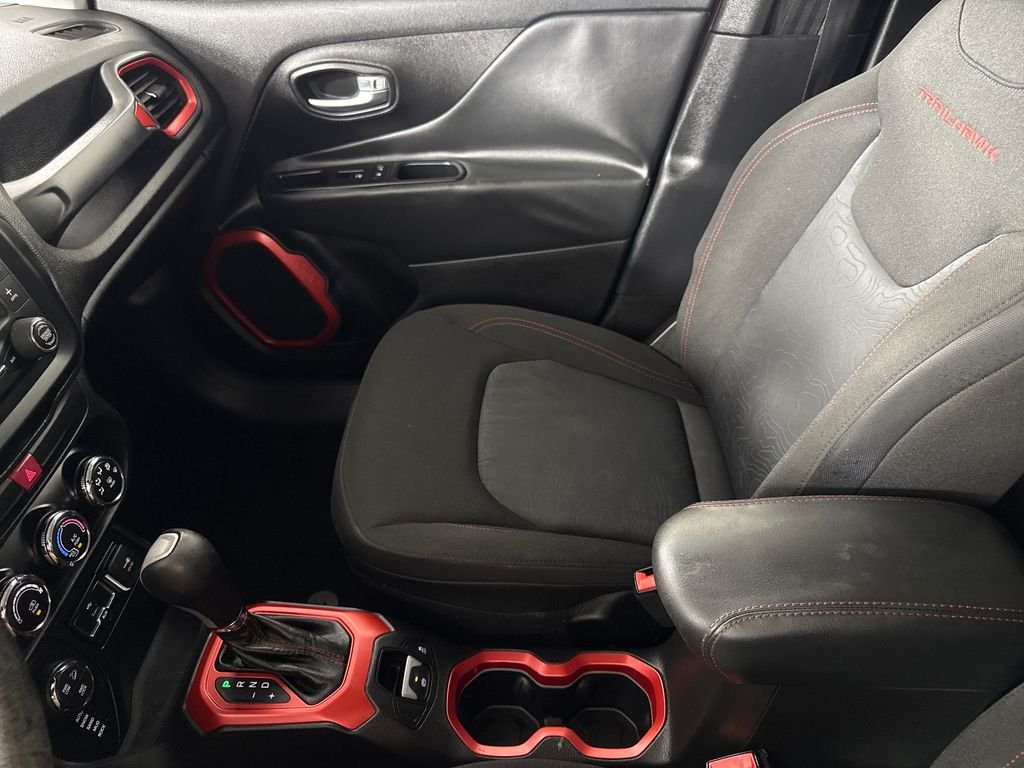 2016 Jeep Renegade Trailhawk - Photo 19