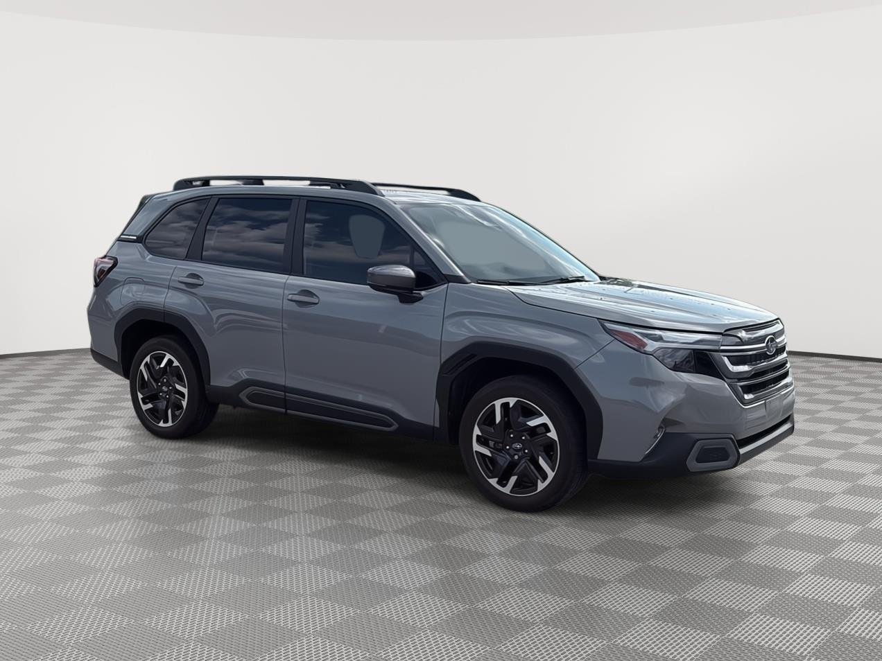 Used 2025 River Rock Pearl Subaru Limited image 3