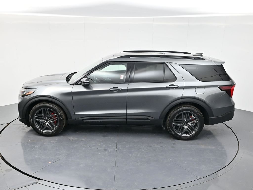 New 2026 Carbonized Gray Metallic Ford ST image 40