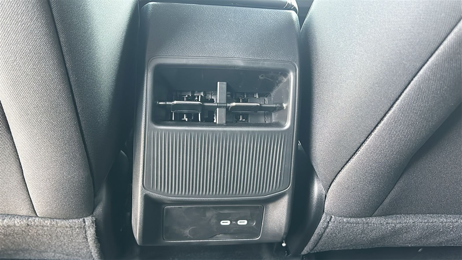 New 2026 Hydro Blue Pearlcoat Jeep Laredo image 16