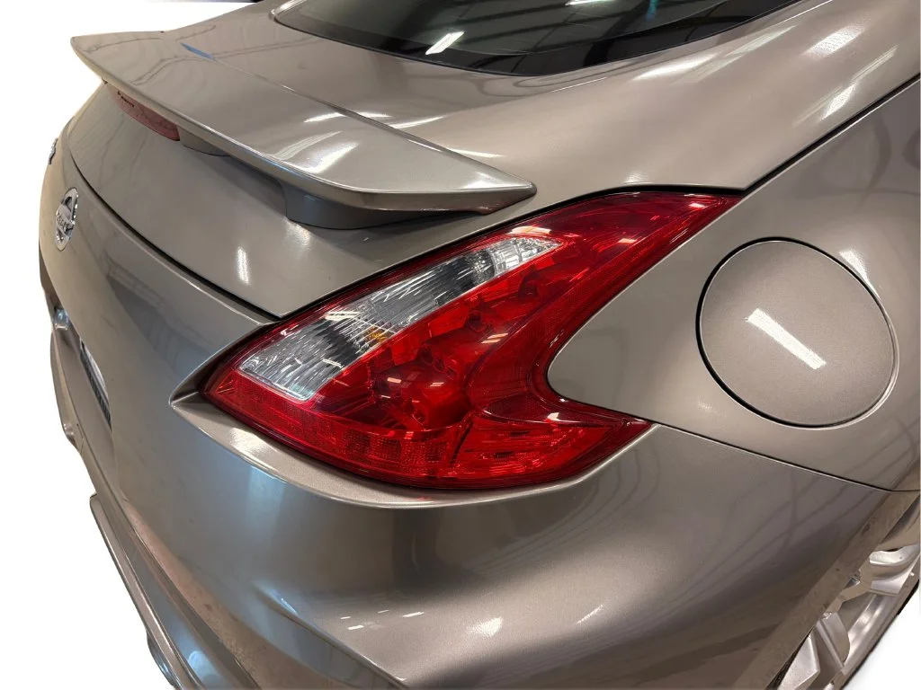 Used 2009 Gray Nissan Touring image 28