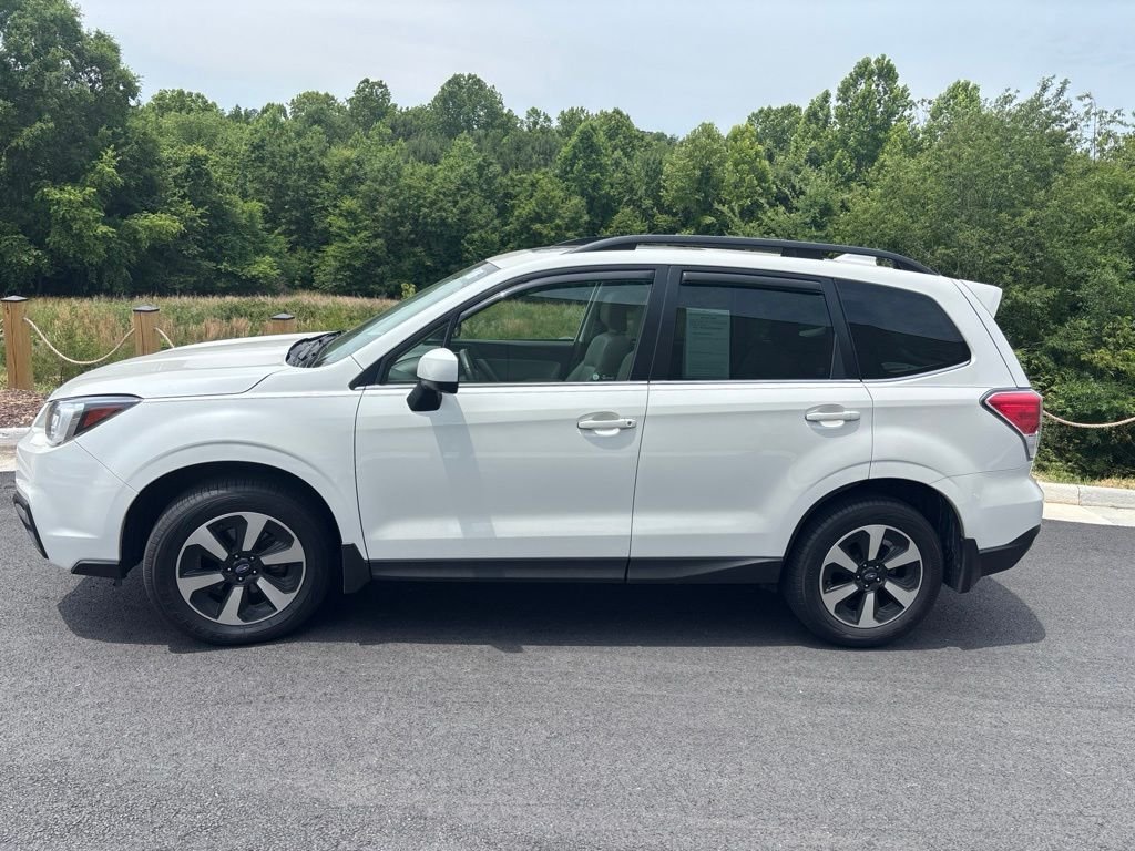 Used 2018 Crystal White Pearl Subaru 2.5i Limited image 2