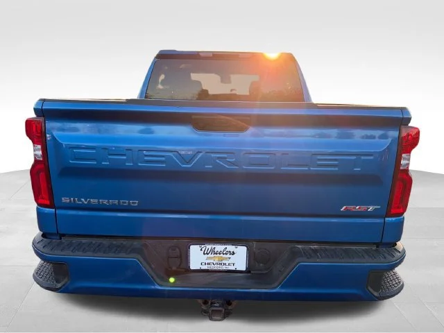 Used 2023 GLACIER BLUE METALLIC Chevrolet RST image 4