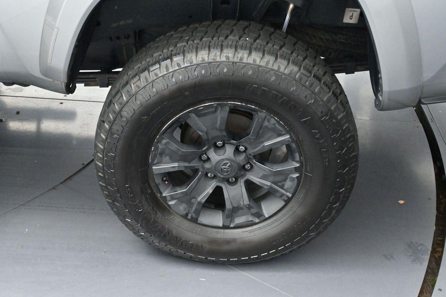 Used 2020 Silver Sky Metallic Toyota SR5 image 28